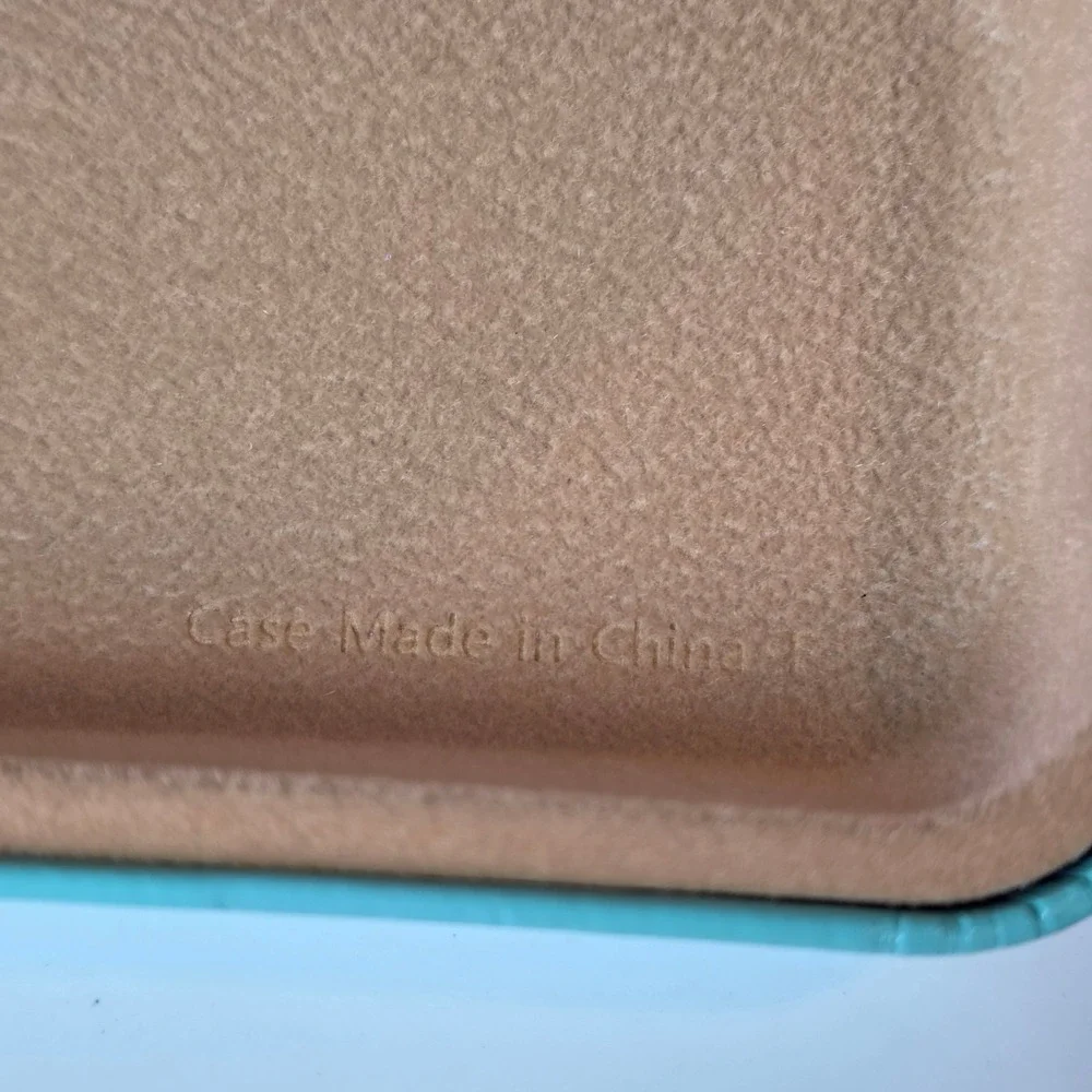 Tiffany & Co. Eyeglass Case Tiffany Blue Hard Shell Logo Clamshell Tan Interior